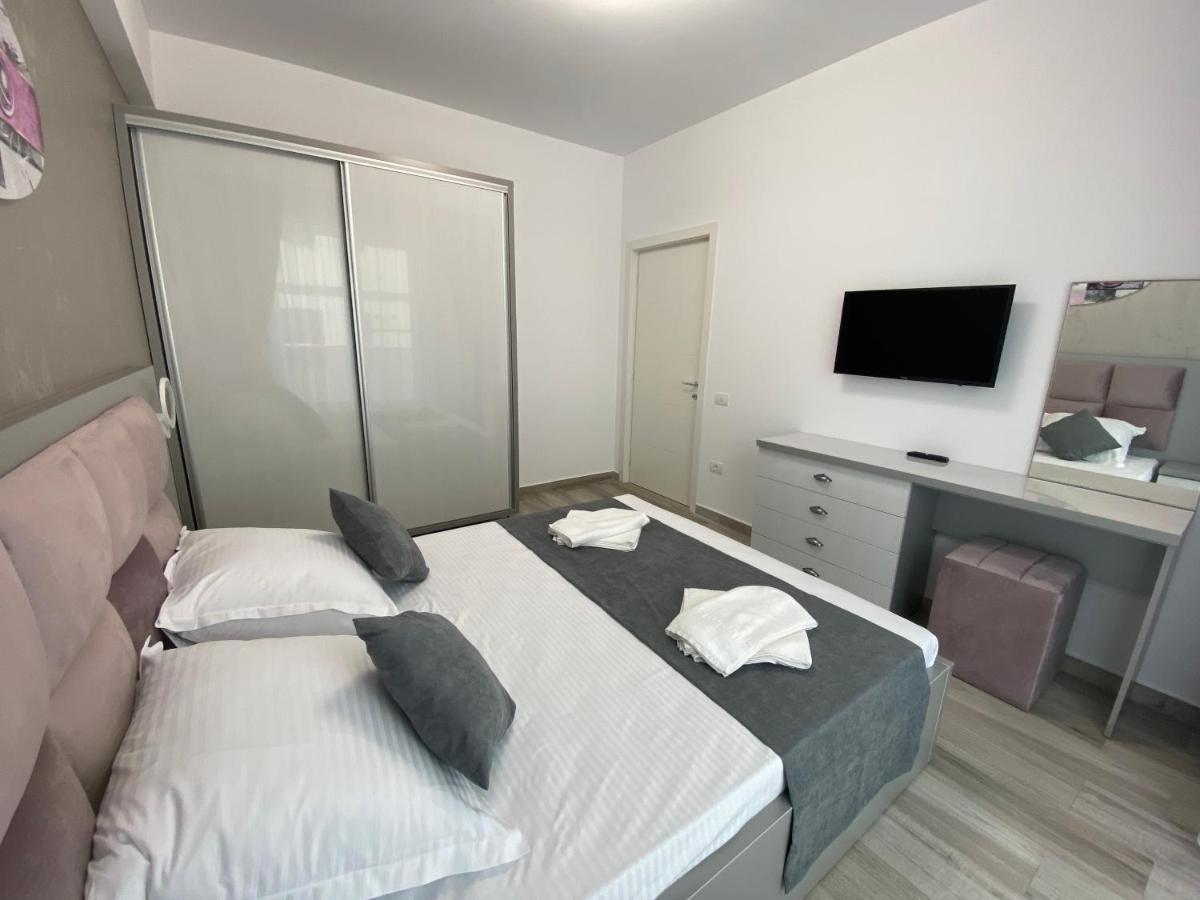Alemar Royal 1 Apartment นาโวดาริ ภายนอก รูปภาพ